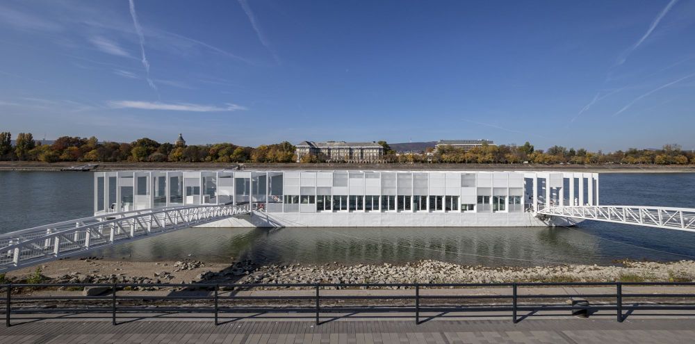 STOPPER RENDEZVÉNYHAJÓ