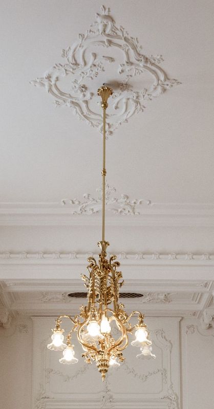 KIRÁLYI PALOTA, DÉLI ÖSSZEKÖTŐ SZÁRNY