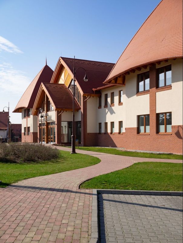 KUCSA TAMÁS SPORTCSARNOK