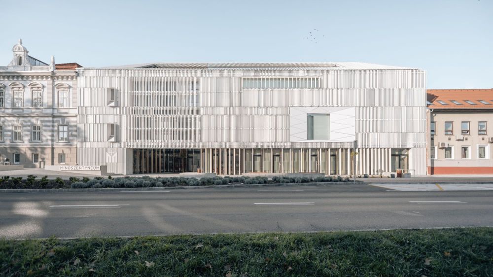 MINDSZENTYNEUM