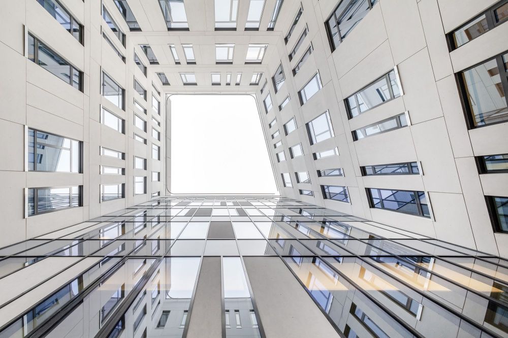 SZABAD GYÖRGY IRODAHÁZ